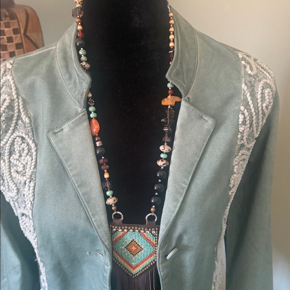 Chic Women's Mint Blazer with Lace Accents (NWT) - Picture 3 of 4